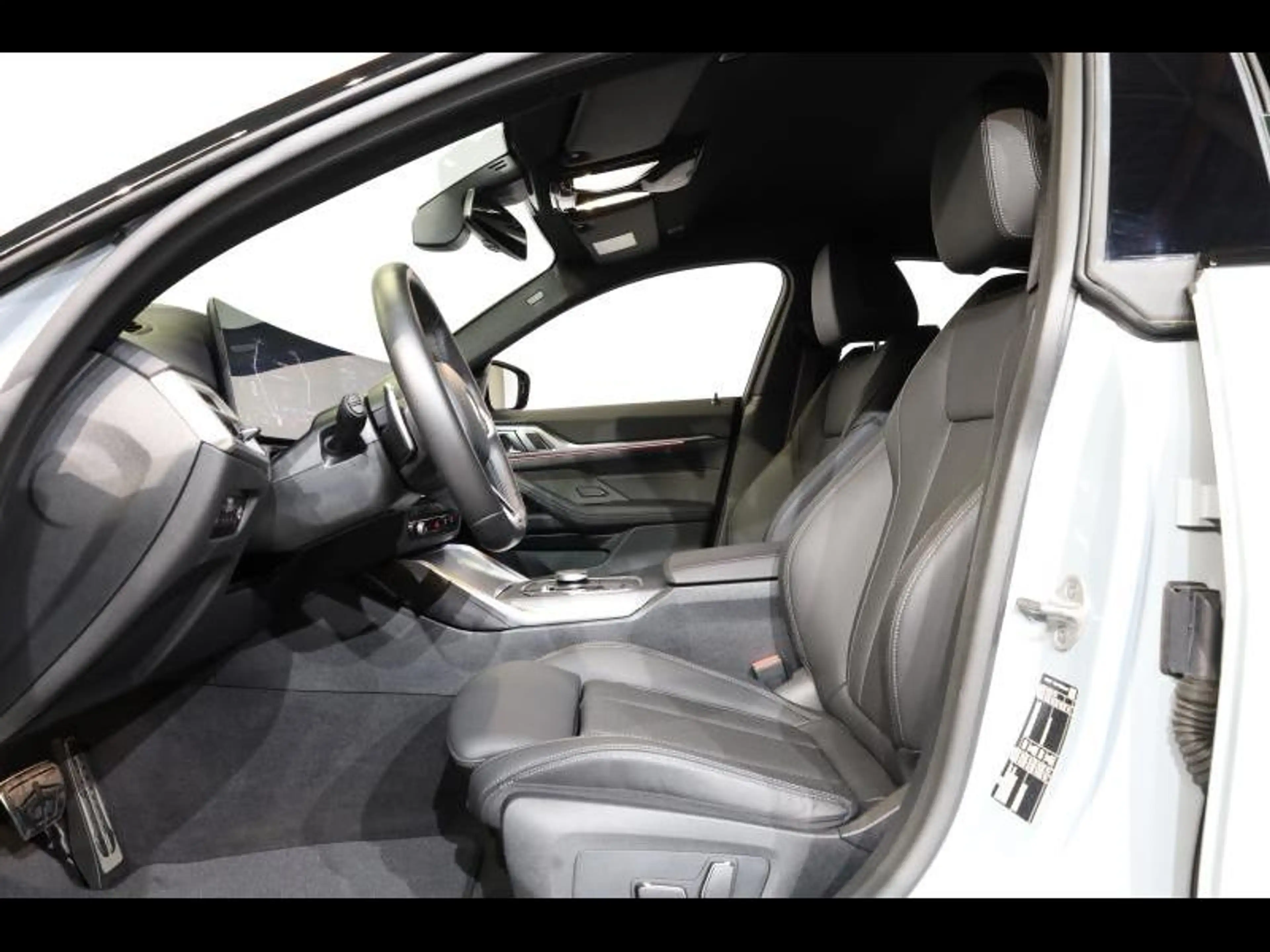 BMW 420 i Gran Coupé Kit M Sport — photo 9