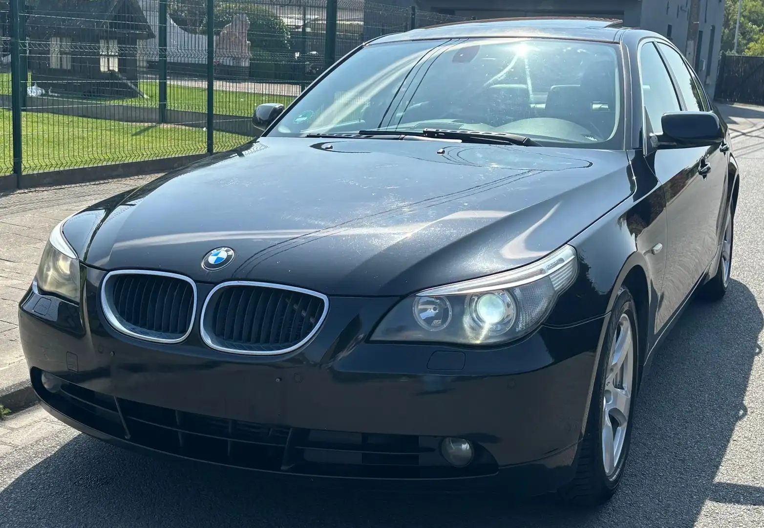 BMW 520 520d Zwart - 1