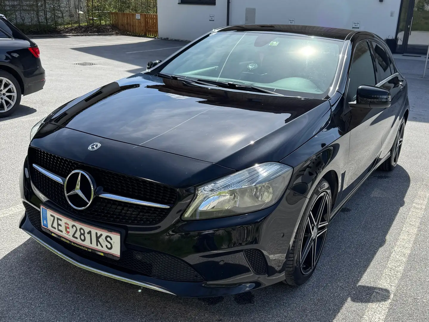 Mercedes-Benz A 200 A 200 d 4MATIC Aut. Schwarz - 2