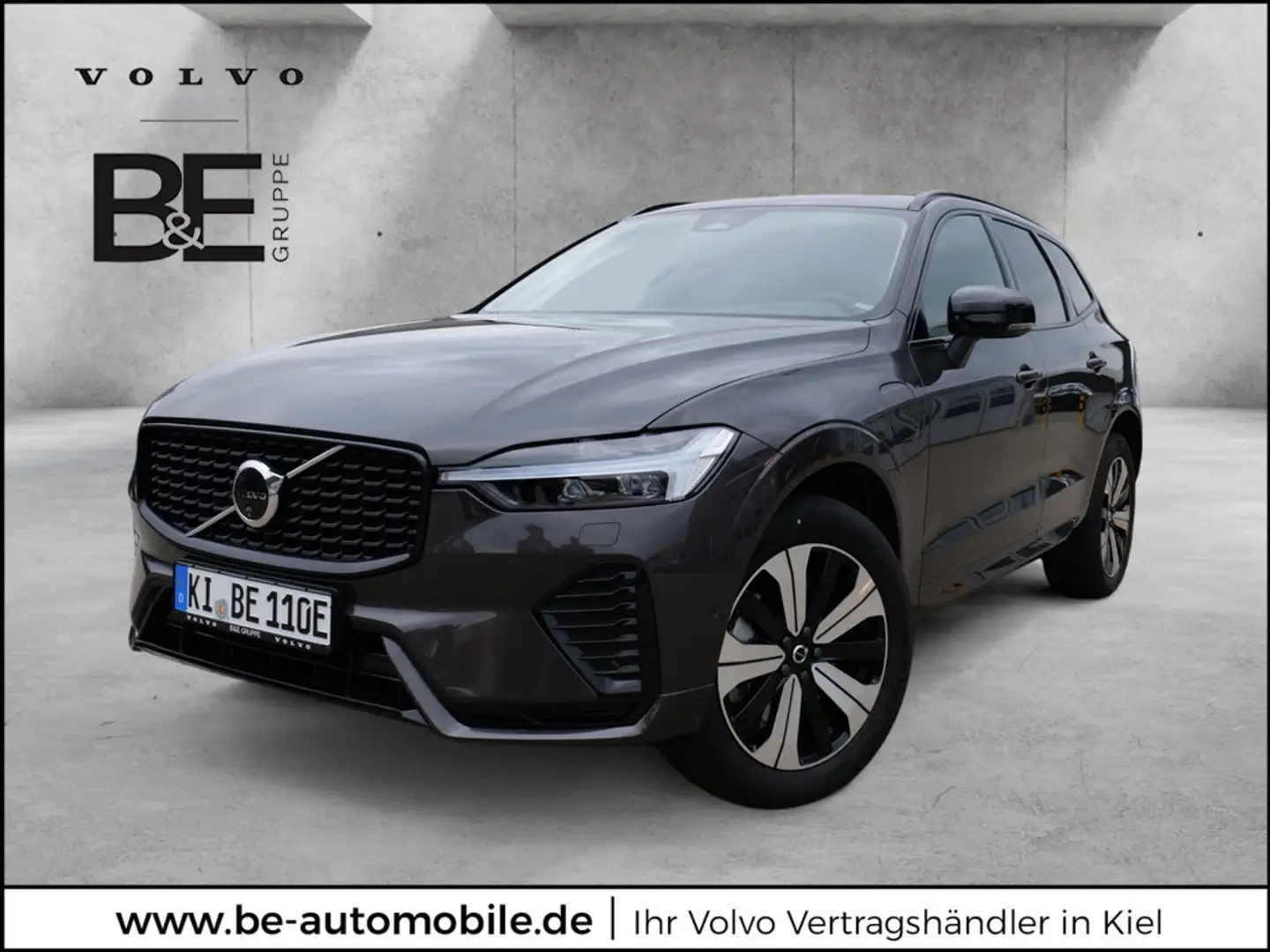 Volvo XC60 T6 Plus Dark Recharge Plug-In Hybrid AWD Grau - 1