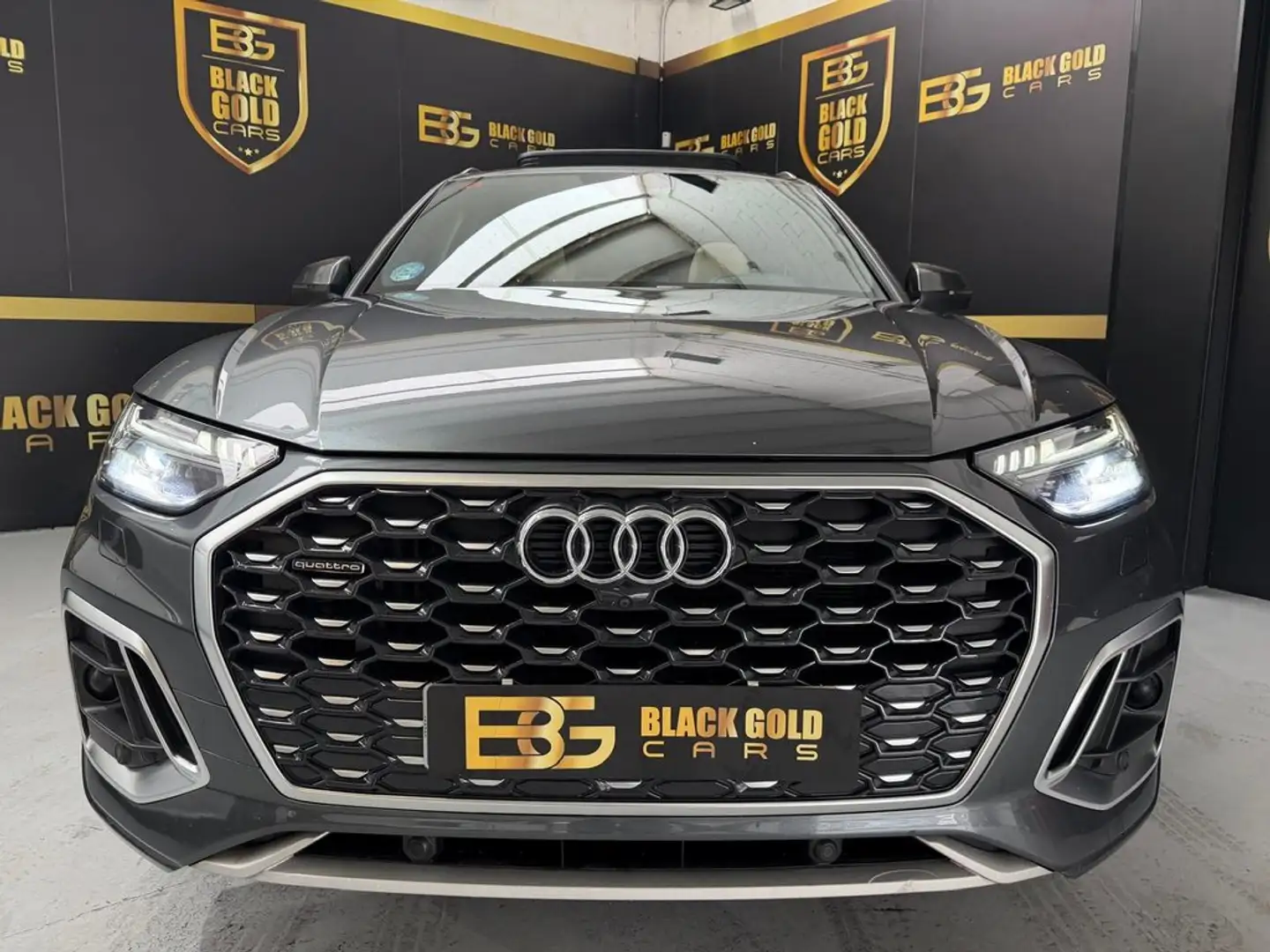 Audi Q5 S line 40 TDI 150kW quattro-ultra Grau - 2