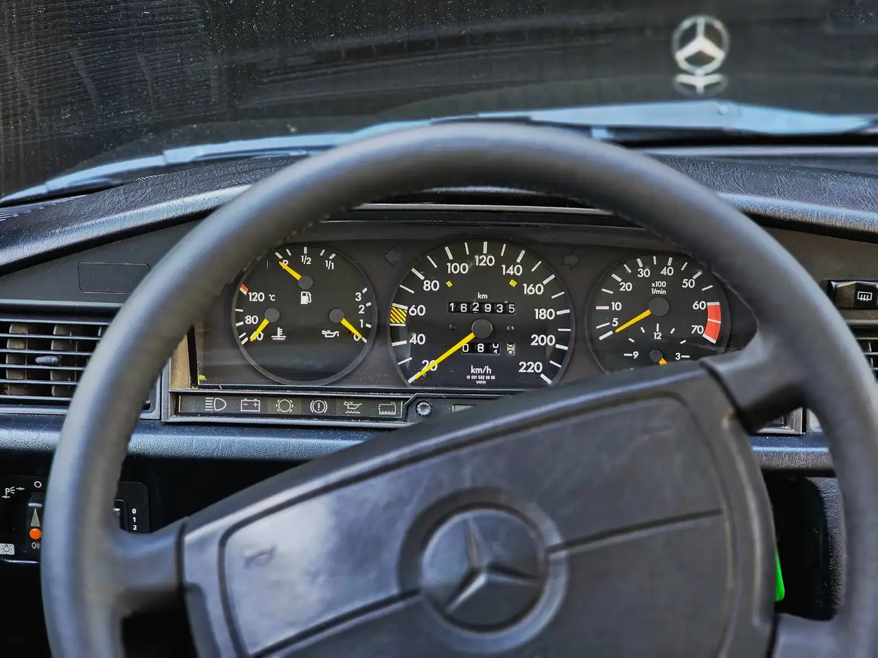 Mercedes-Benz 190 E 2.3, foto 8