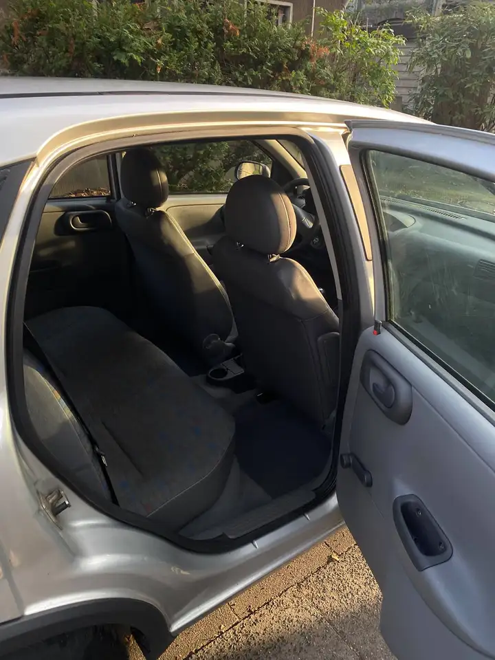 Opel Corsa 1.2 16V Comfort, foto 6