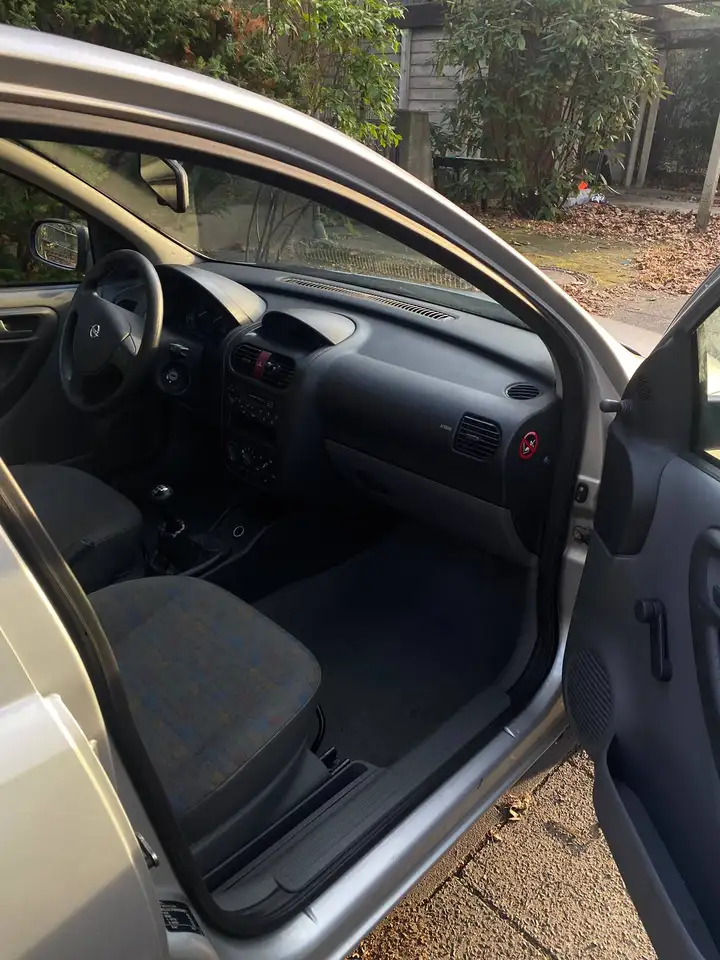 Opel Corsa 1.2 16V Comfort, foto 7