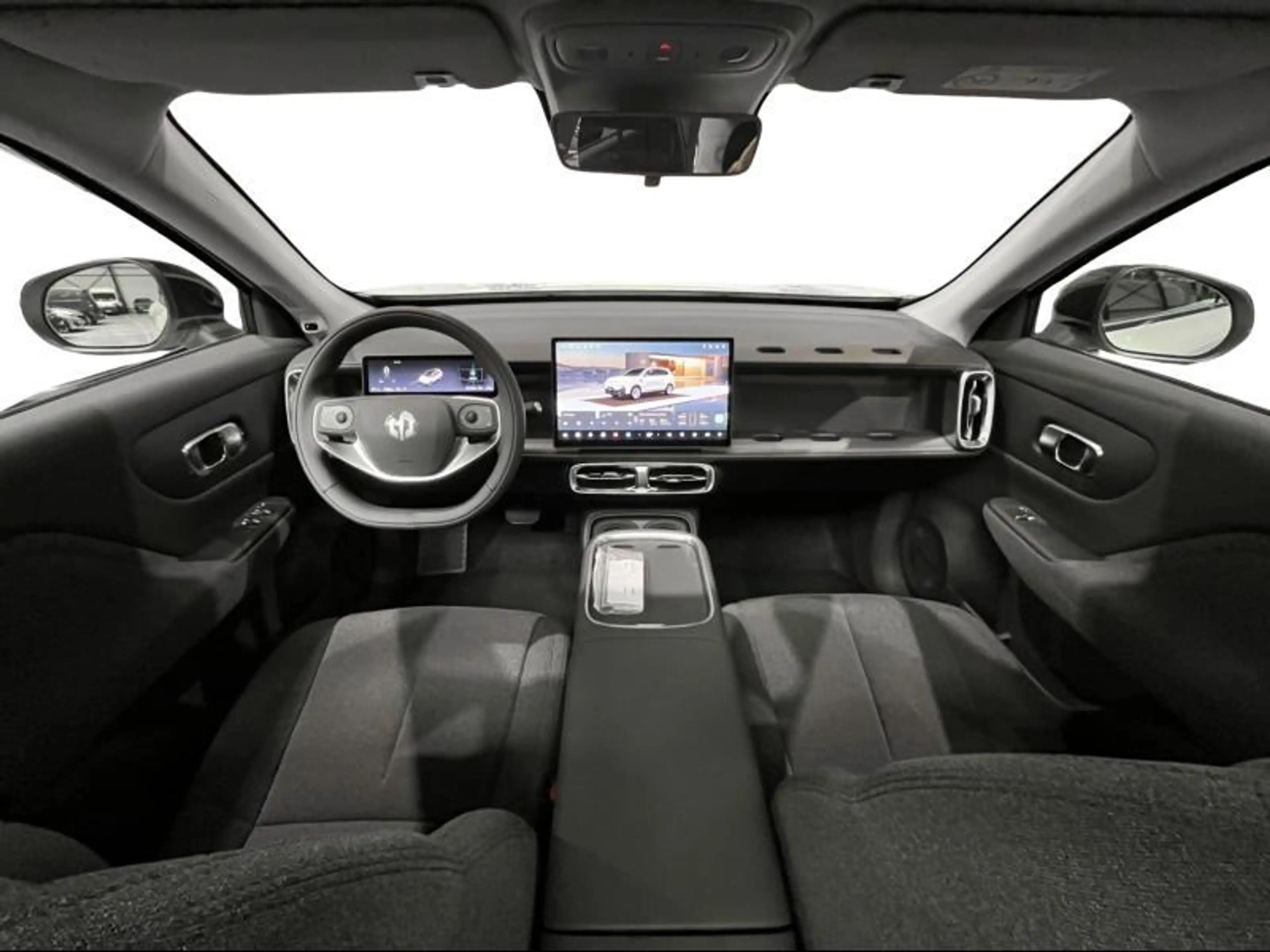 Leapmotor B10 Life | REEV | — photo 12