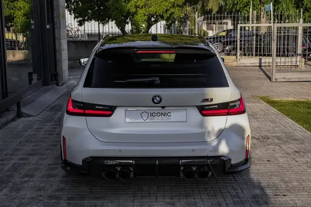 BMW M3 view 9