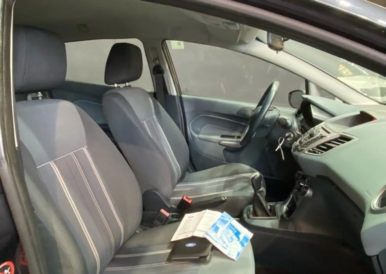 Ford Fiesta 1.6 TDCI ECOnetic (90cv) Première main suivi d’entretien Bluetooth climatisation garantie reprise - Bleu - 2