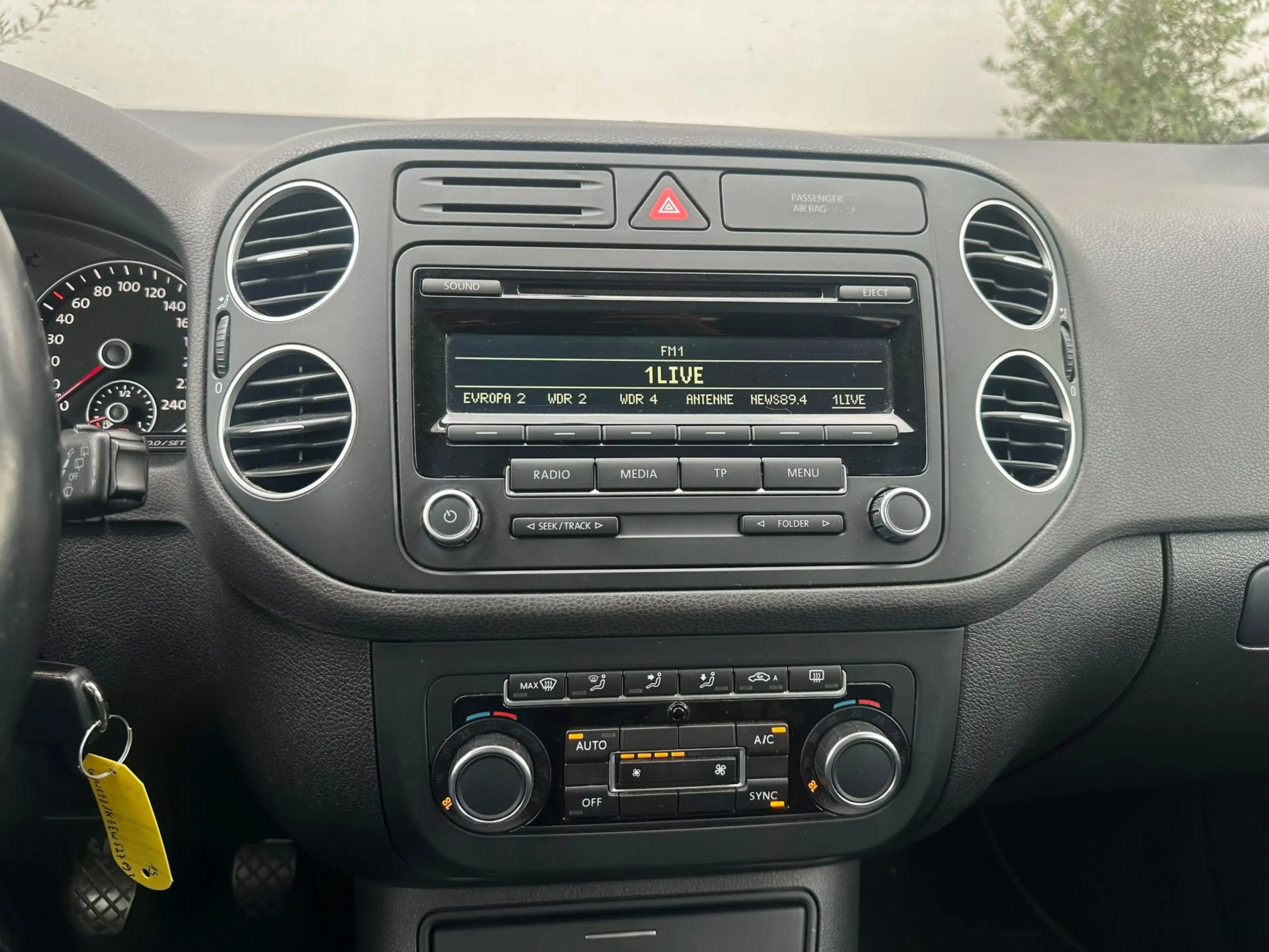 Volkswagen Golf Plus 1.2 TSI Comfortline*TEMP*KLIMA*LMF*TÜV — photo 16