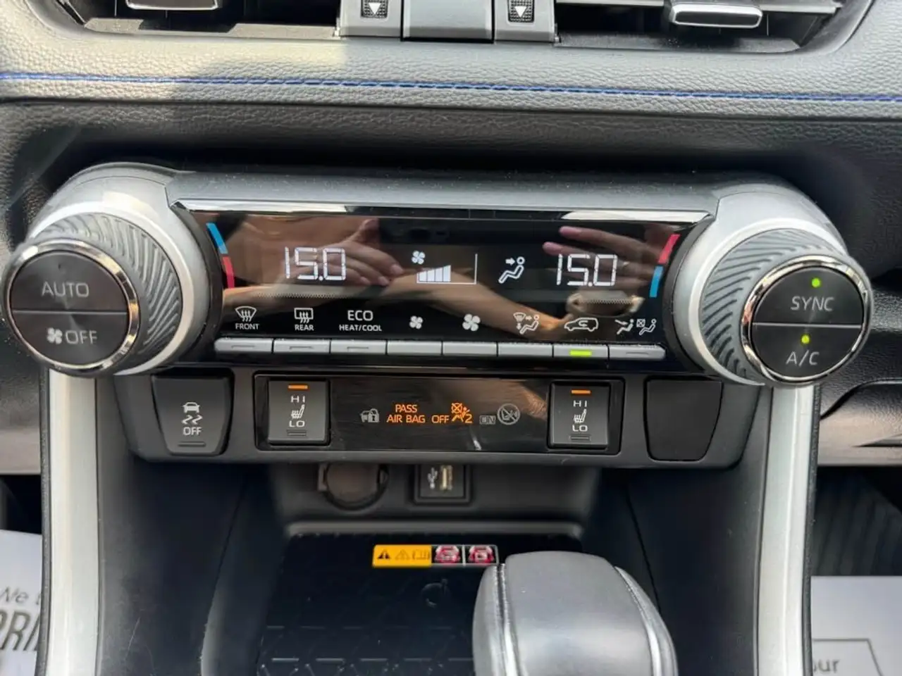 Toyota RAV 4 photo Toyota RAV 4