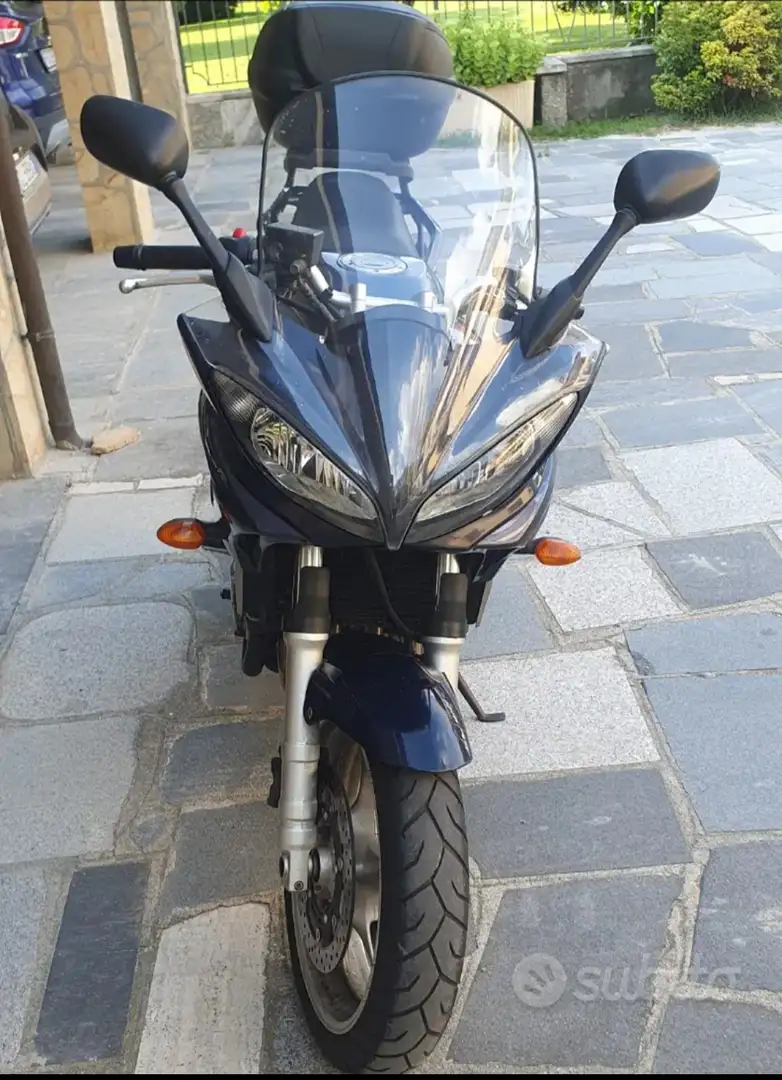 Yamaha FZR 600 Albastru - 1