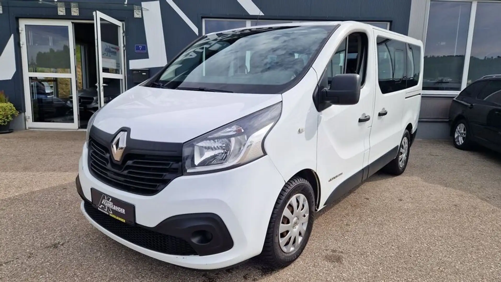 Renault Trafic L1H1 2,9t Expression ''9-Sitzer'' Weiß - 1