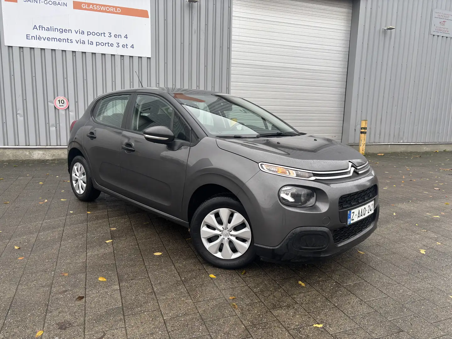 Citroen C3 1.2i PureTech Live S Grijs - 2