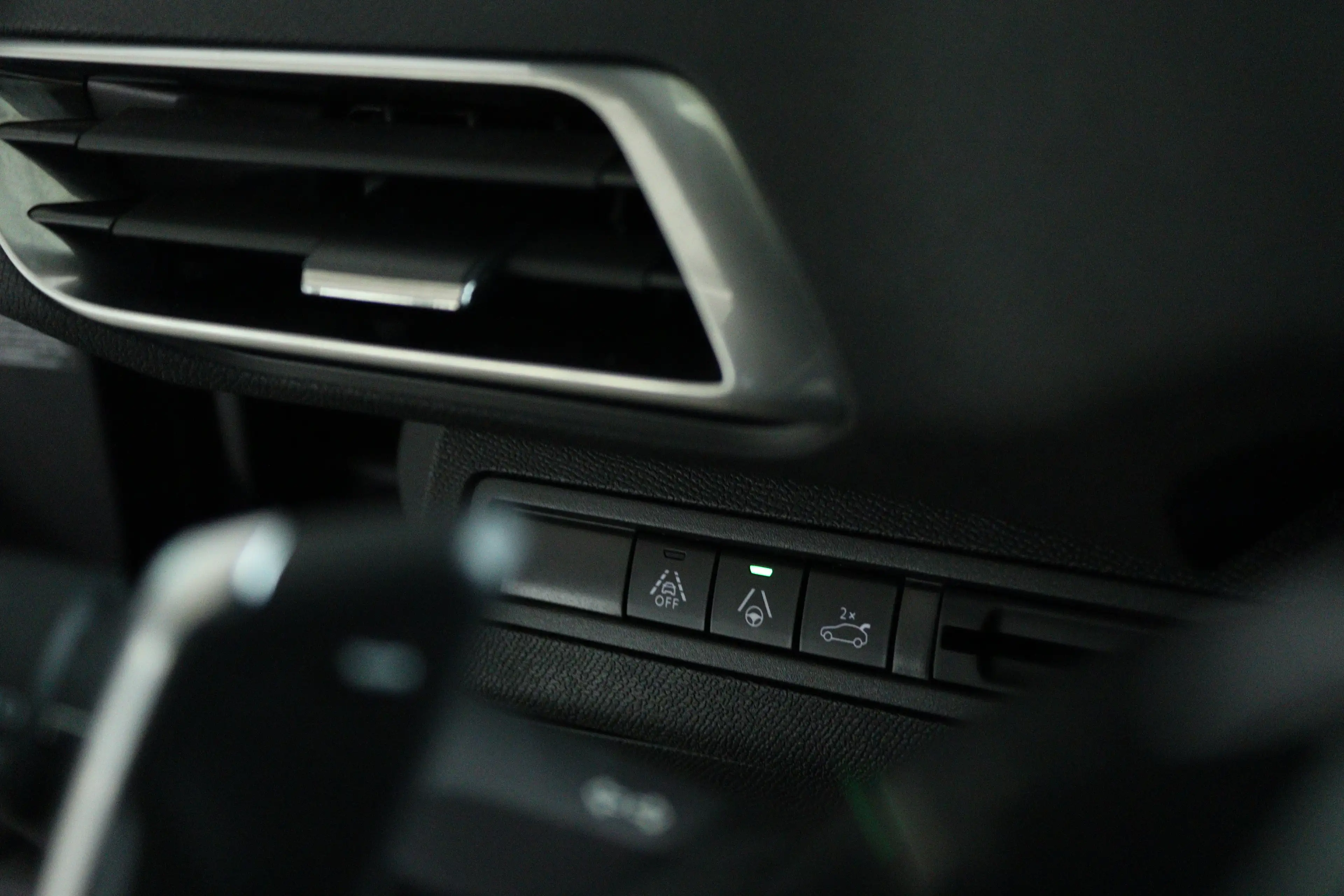 Peugeot 3008 1.2 Turbo GT Black Pack | Adapt. Cruise | Trekhaak — photo 32