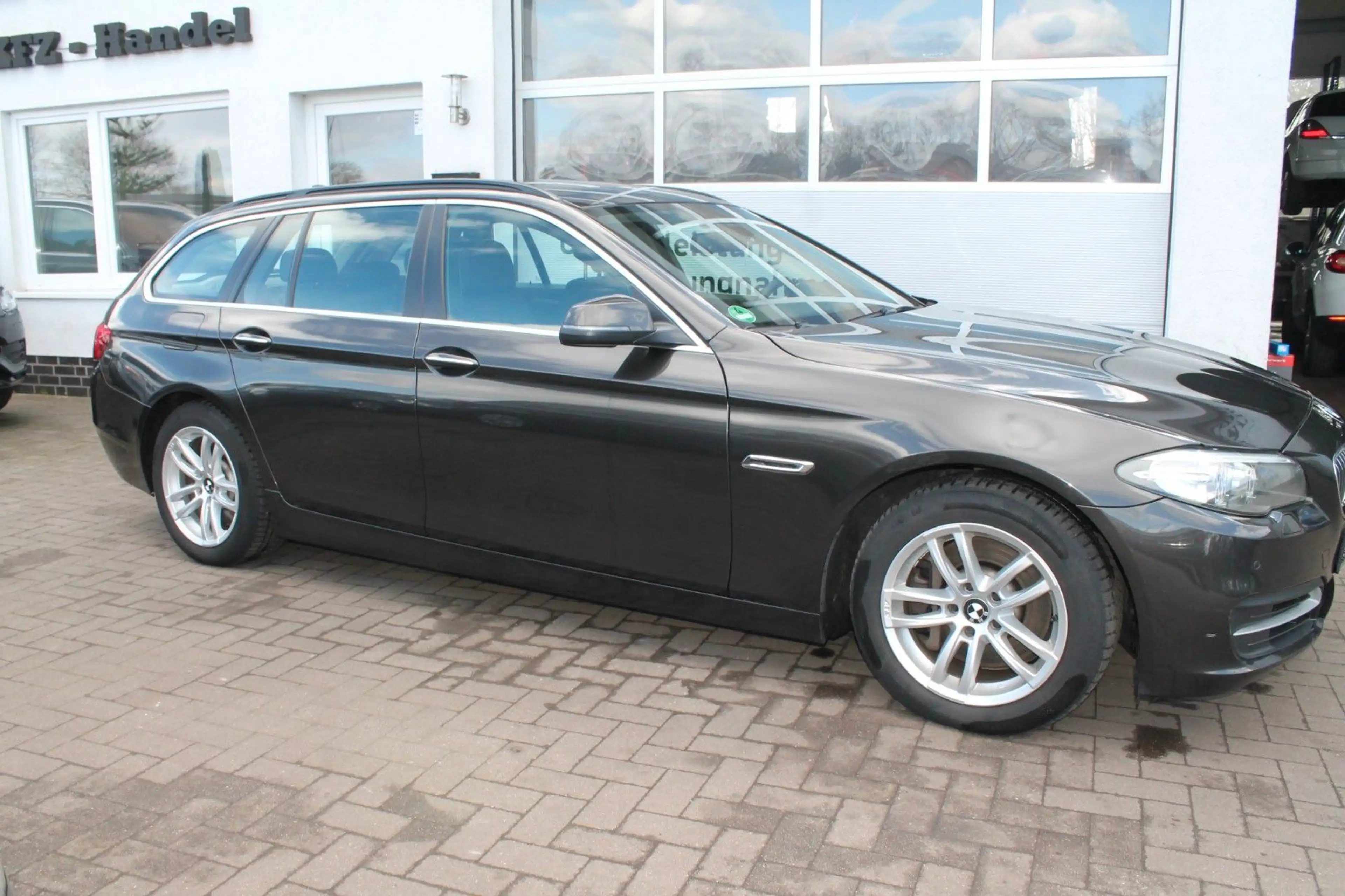 BMW 525 d Touring Austauschmotor bei 170000 km. — photo 4