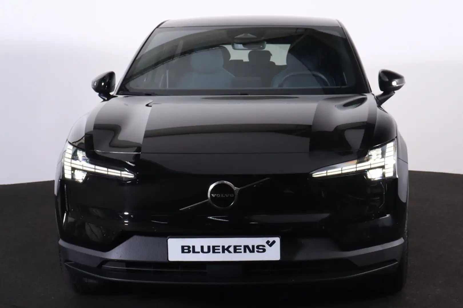 Volvo EX30 Single Motor Extended Range Plus 69 kWh - Adaptive Zwart - 2