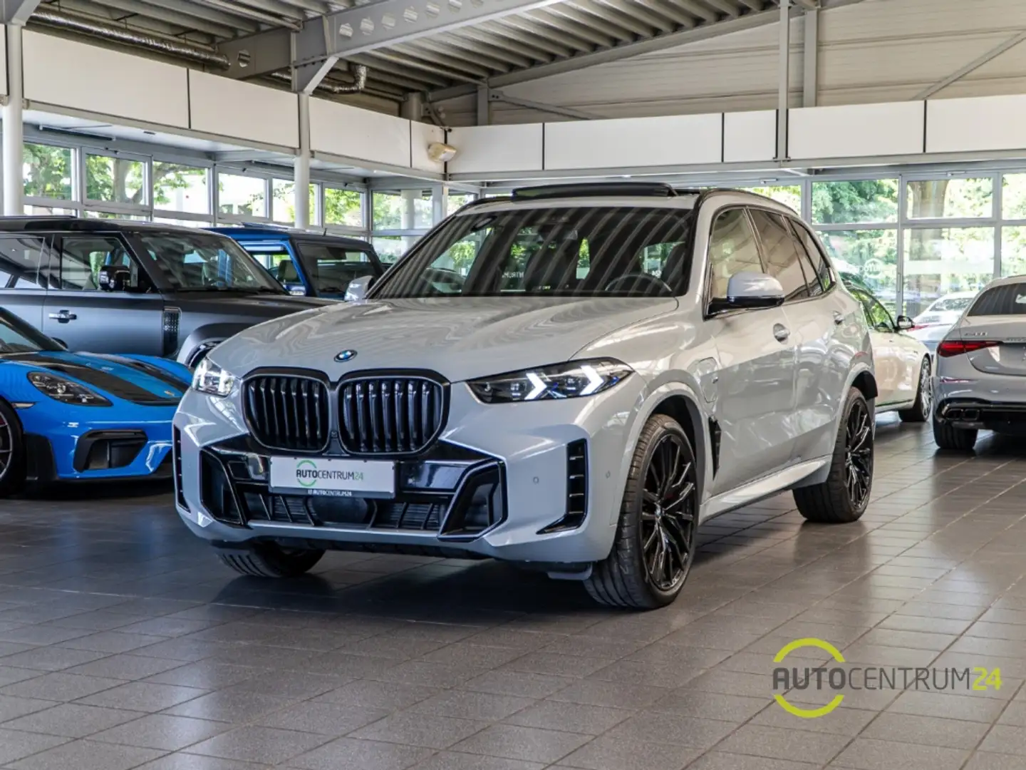 BMW X5 50e MSport Inno SkyLounge AHK Luft Memo Soft Gris - 2