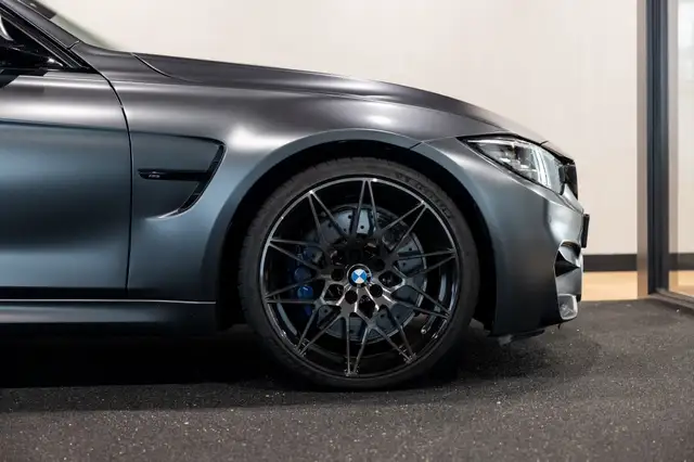 BMW M3 view 15