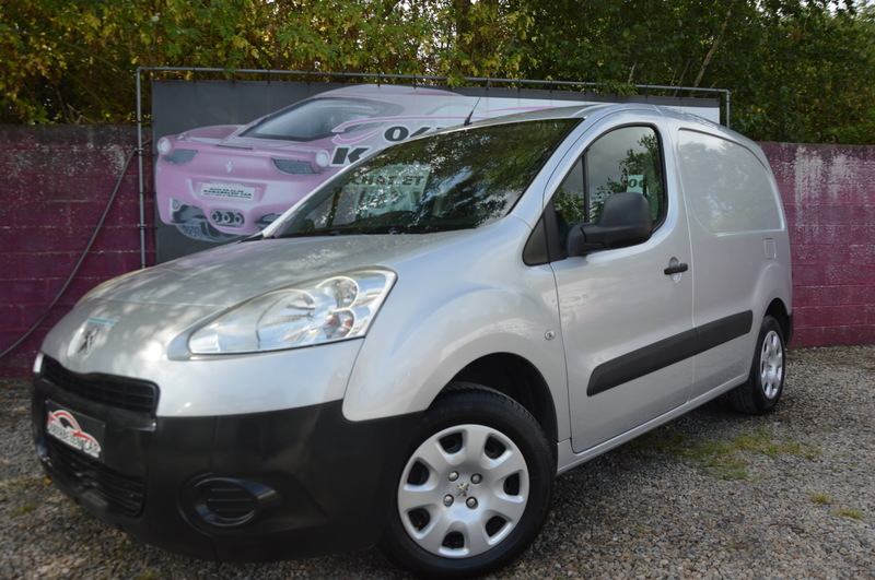 Peugeot Partner 1.6HDi UTILITAIRE 3PL CLIM 90.452KM — photo 4