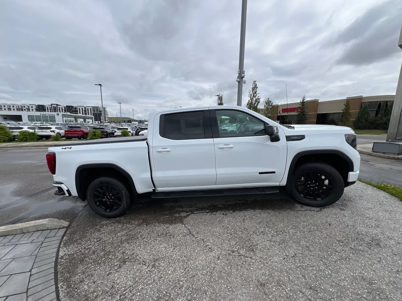 GMC Sierra 1500 снимка GMC Sierra 1500