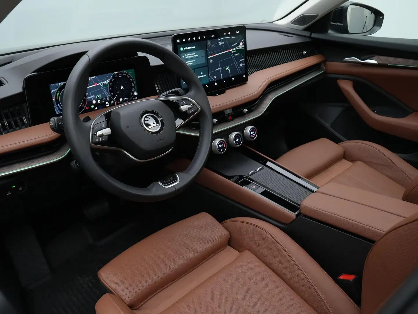 Skoda Superb Combi 1.5 TSI 204 pk DSG PHEV Laurin & Klement | P Noir - 2