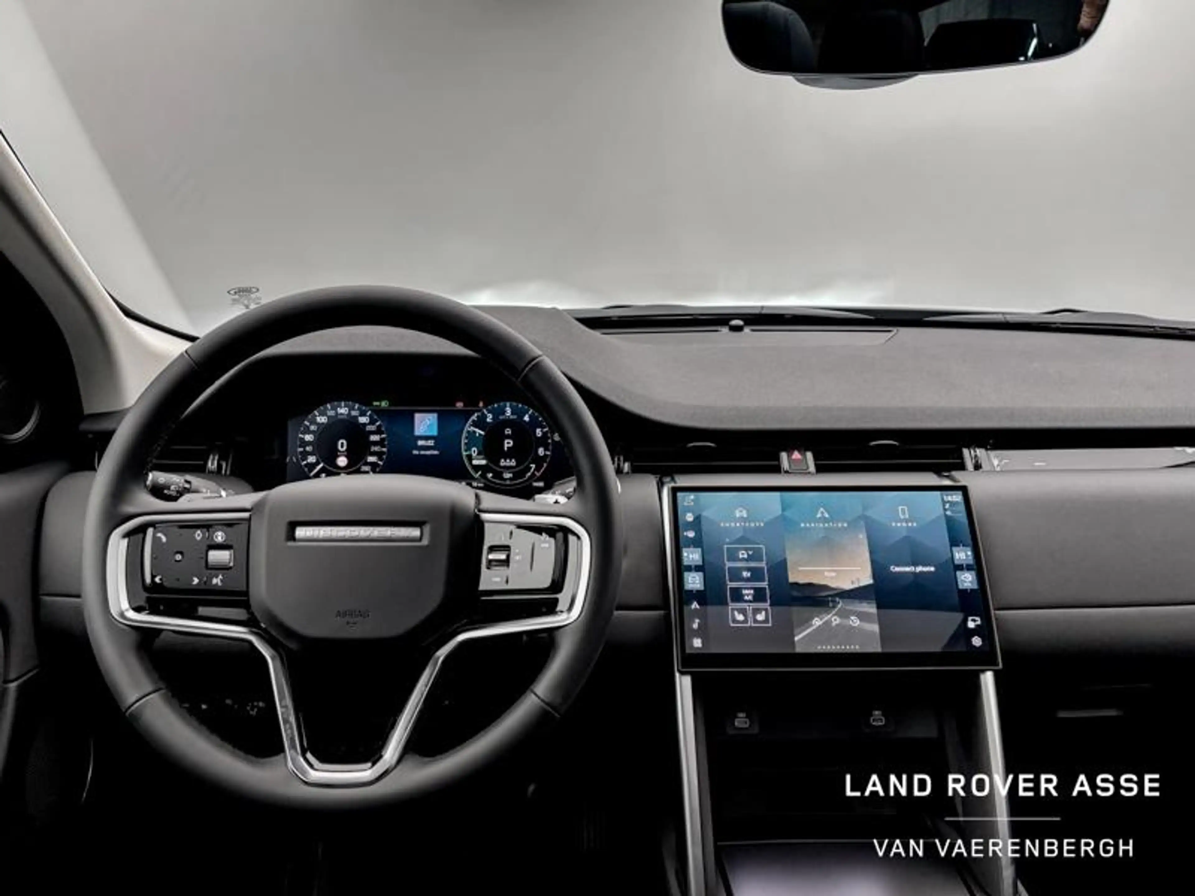 Land Rover Discovery Sport P270e S AWD — photo 9