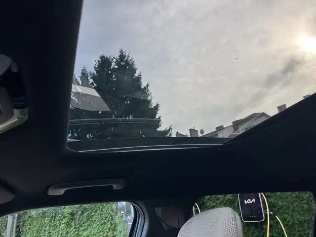 Kia Ev4 view 17