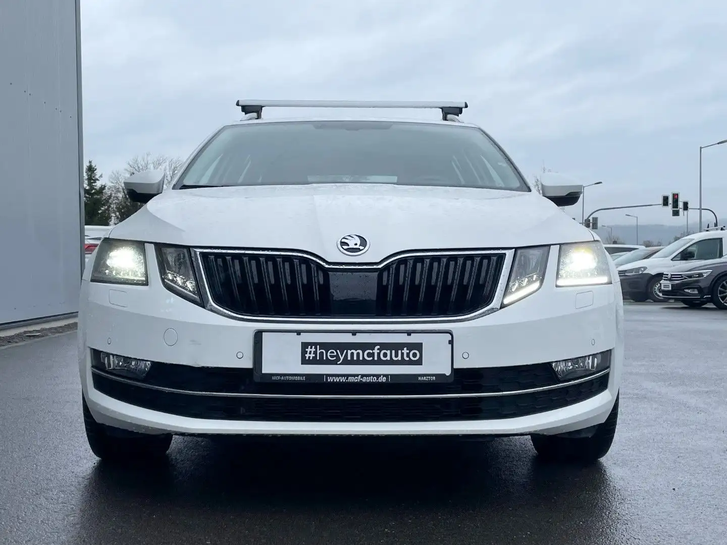 Skoda Octavia Combi 1.5 G-Tec DSG Style *LED*ACC*Navi Bílá - 2