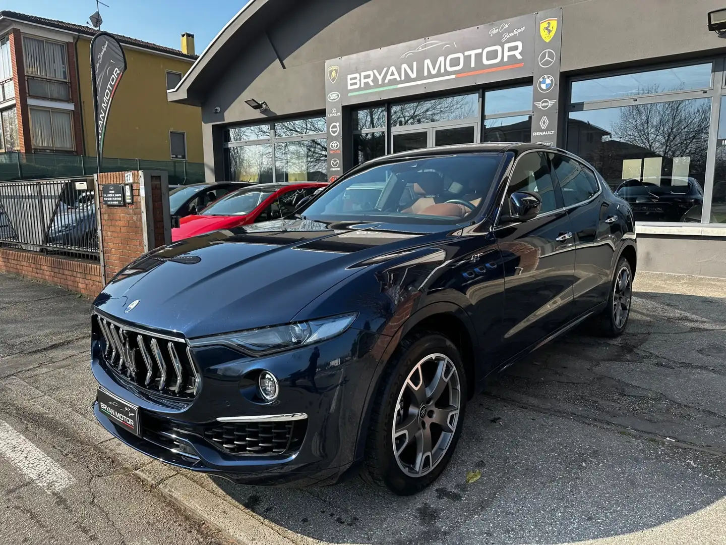 Maserati Levante 330 CV MHEV AWD GT Bleu - 2