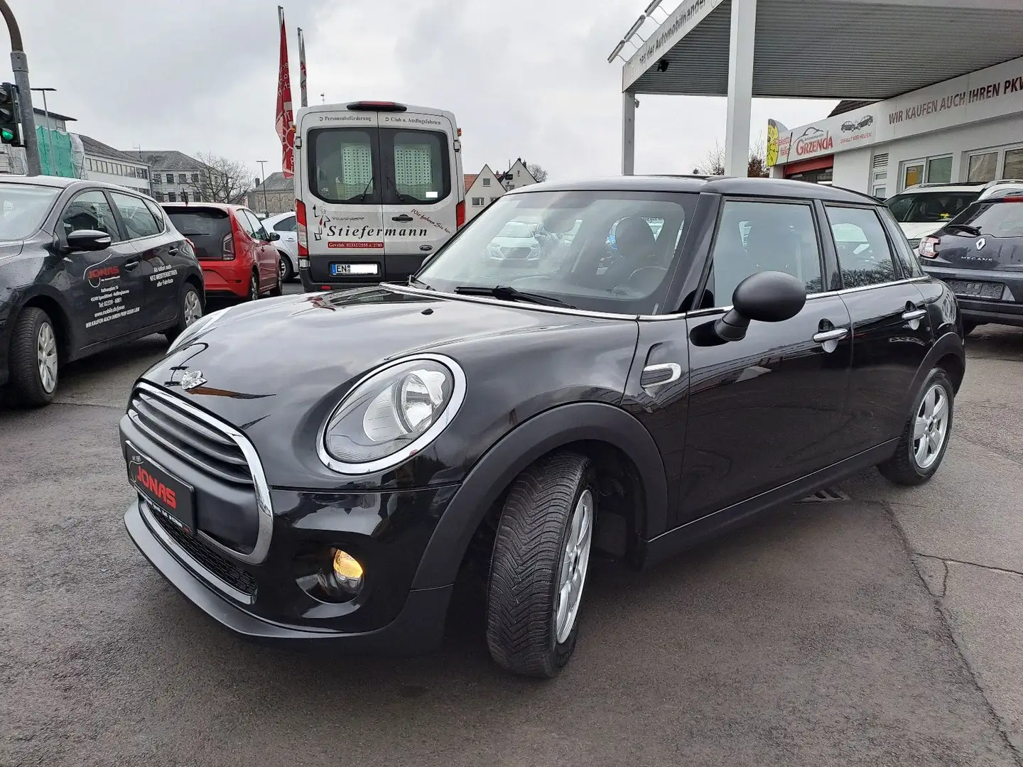 MINI One Mini 5-trg. One First *Scheckh.*Allwetter*2. Hd* Schwarz - 2