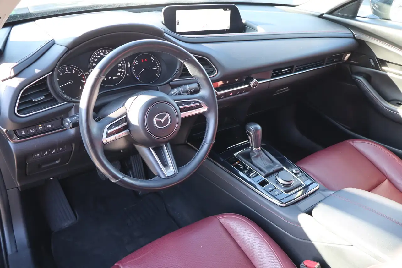 Mazda CX-30 снимка Mazda CX-30