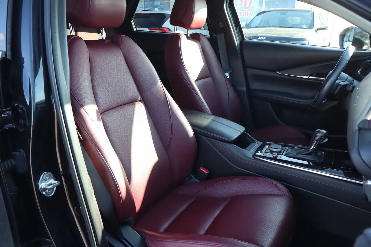 Mazda CX-30 снимка Mazda CX-30