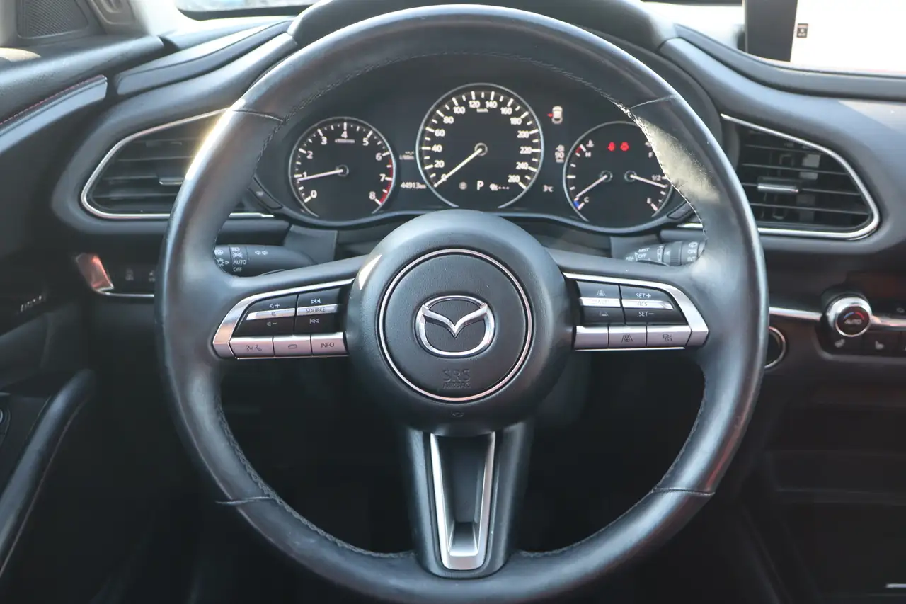 Mazda CX-30 снимка Mazda CX-30