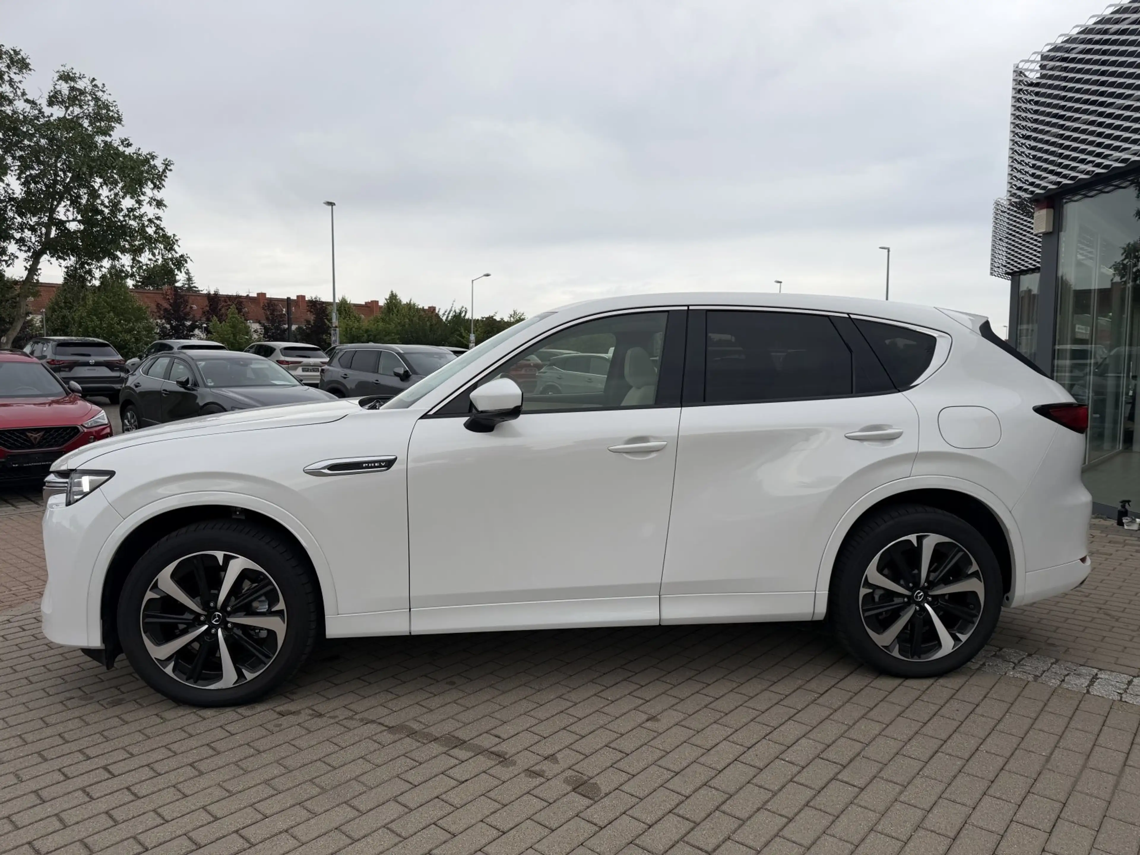 Mazda CX-60 2.5 SKYACTIV-G Hybrid Takumi AWD (E6d) — photo 11