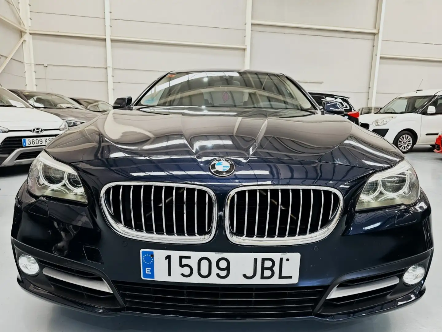 BMW 520 520d Luxury Azul - 2