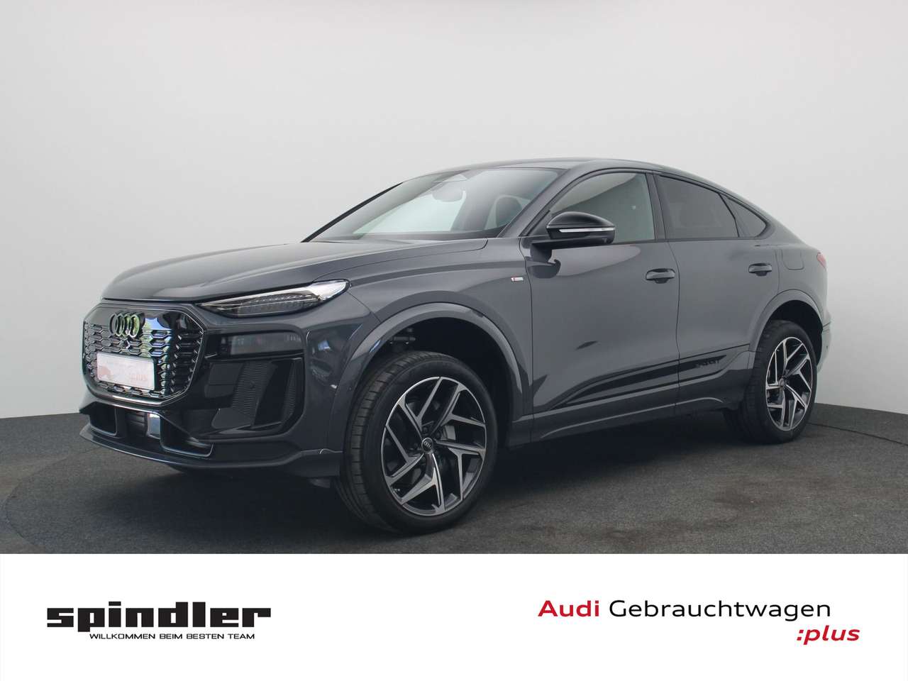 Audi Q6 e-tron 2026