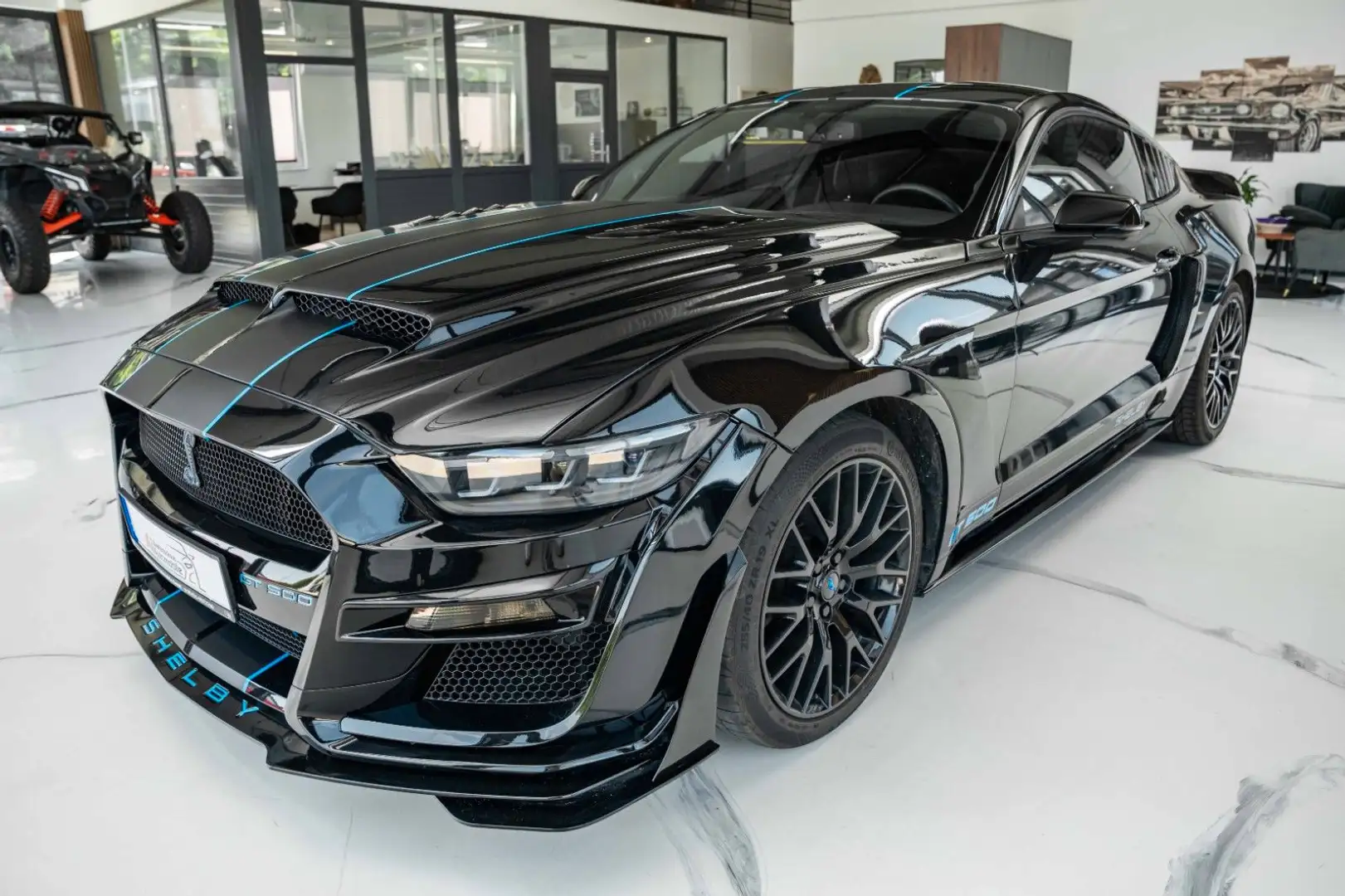 Ford Mustang 3,7 Gt 500 SHELBY LED ALCANTARA PERFORMA Чорний - 1