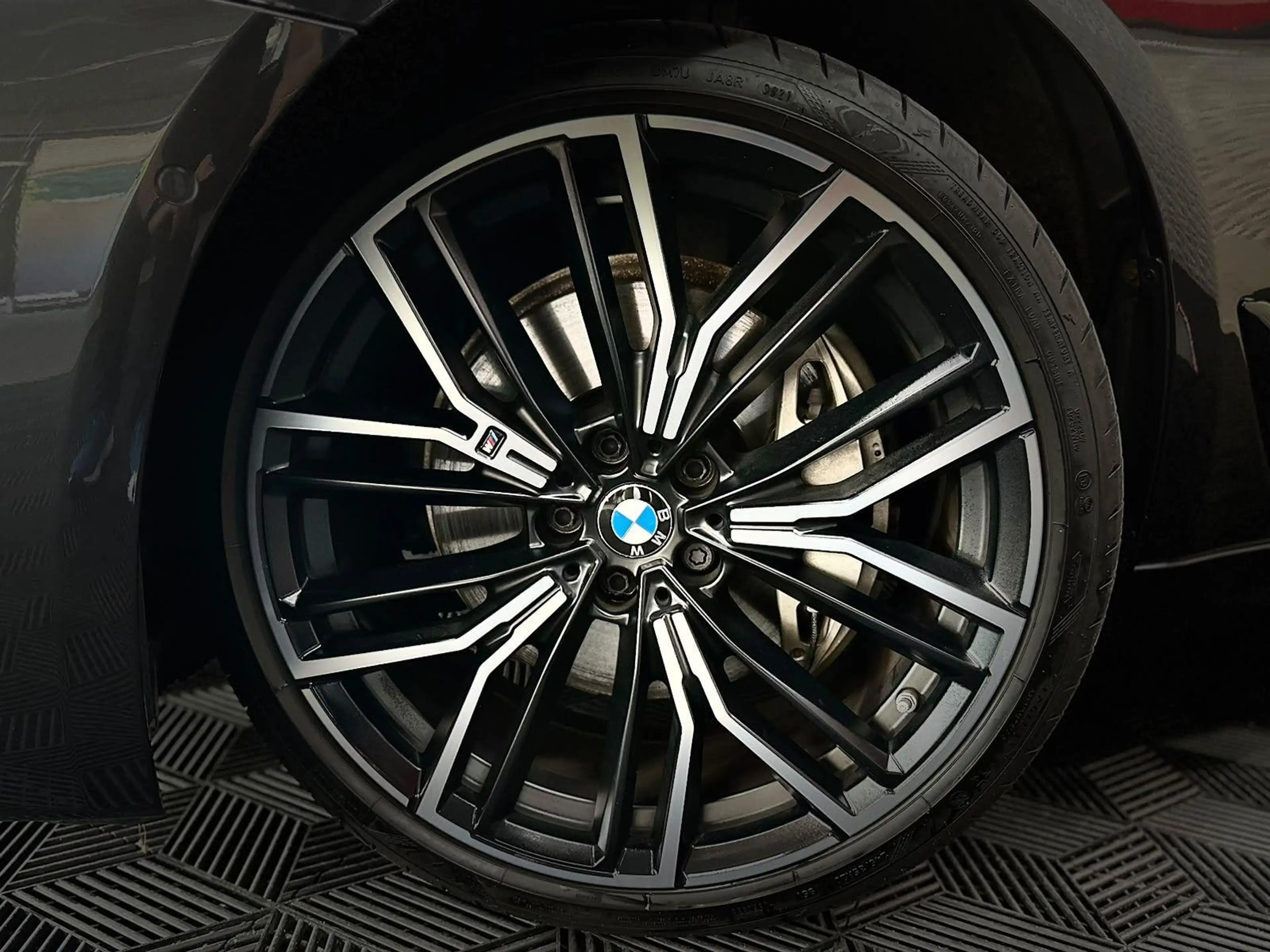BMW 540 i xDrive M SPORT SHADOW HUD#PANO#SITZLUFT#SHZ — photo 12
