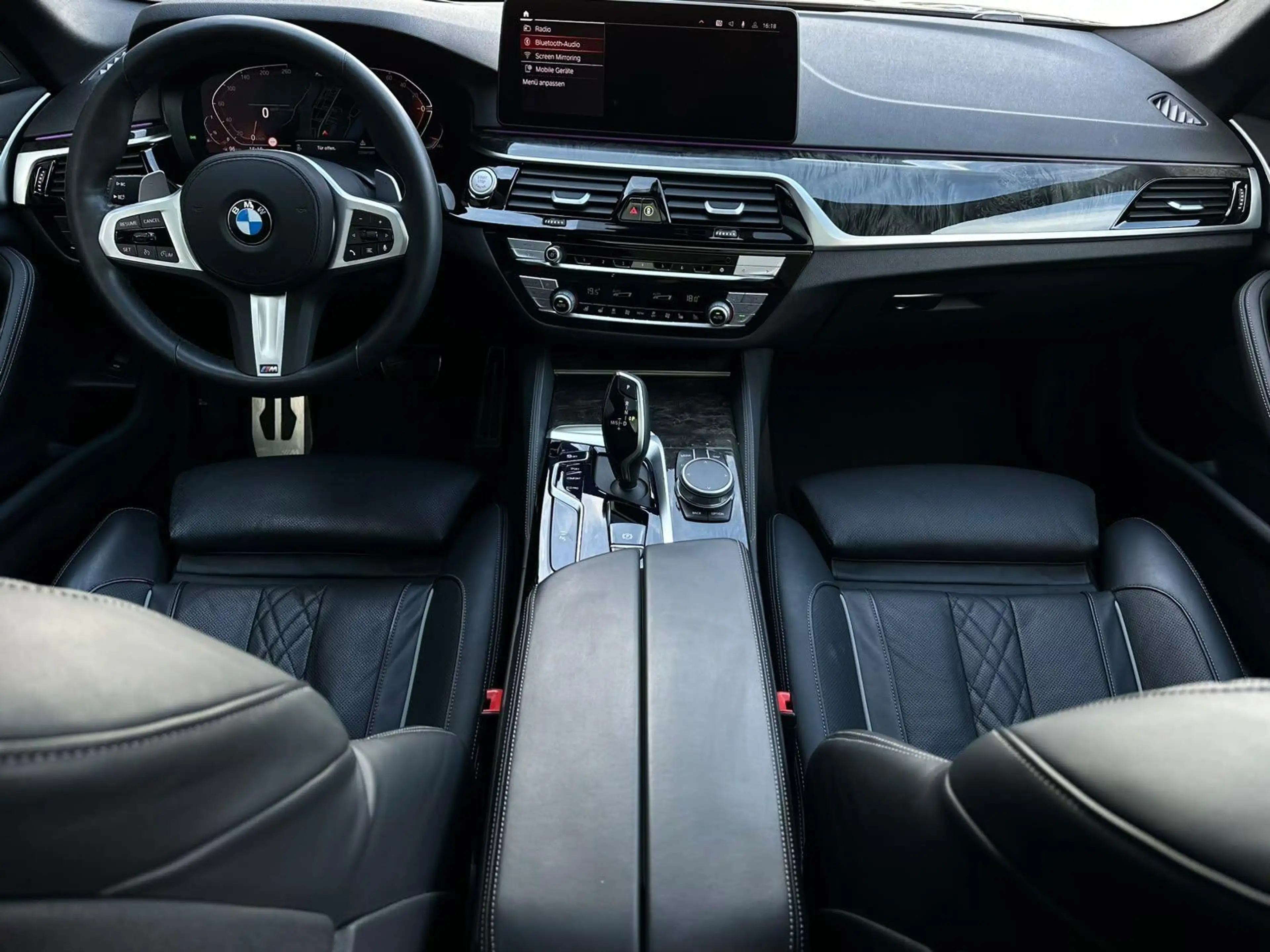 BMW 540 i xDrive M SPORT SHADOW HUD#PANO#SITZLUFT#SHZ — photo 13