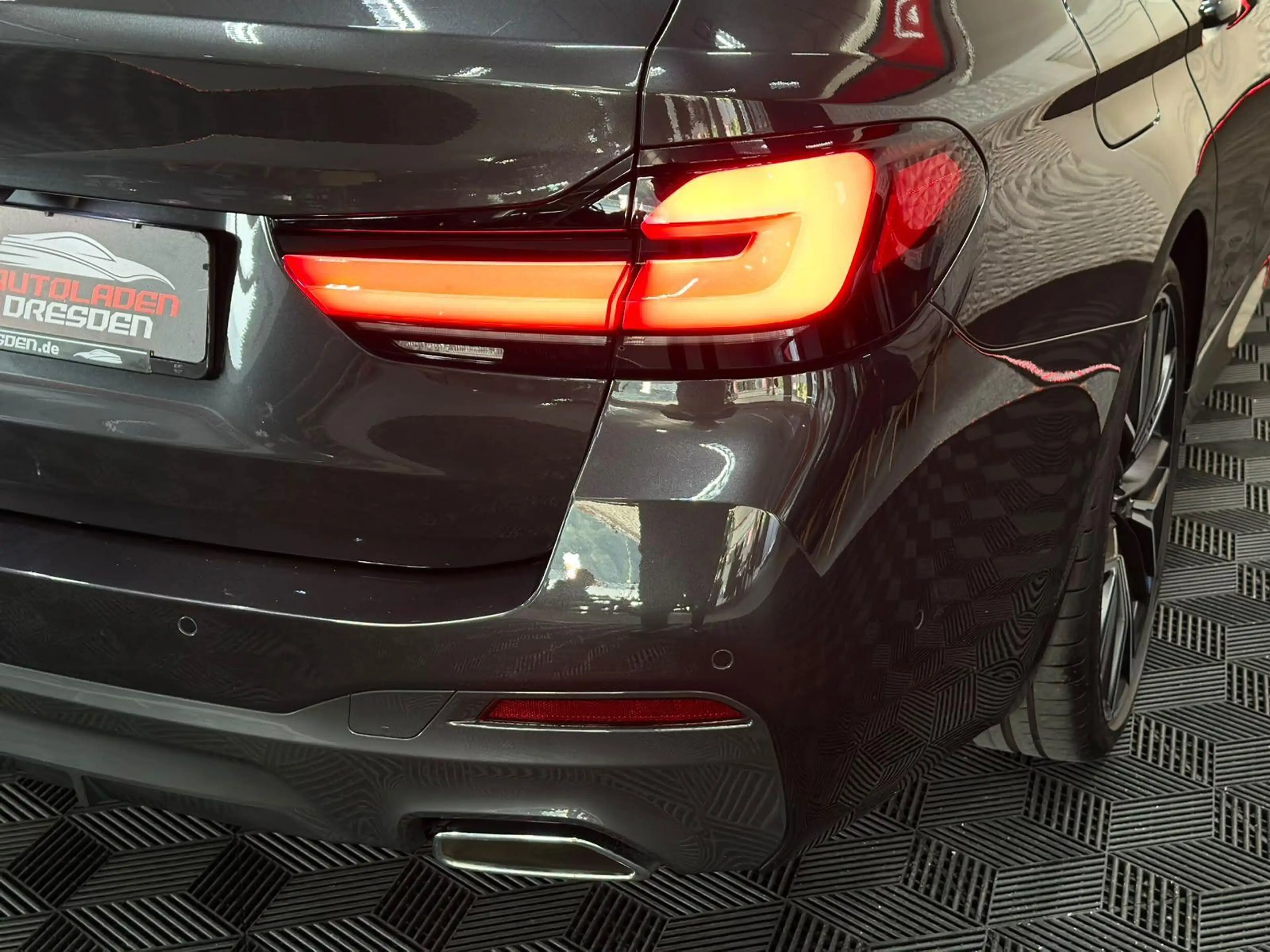 BMW 540 i xDrive M SPORT SHADOW HUD#PANO#SITZLUFT#SHZ — photo 11