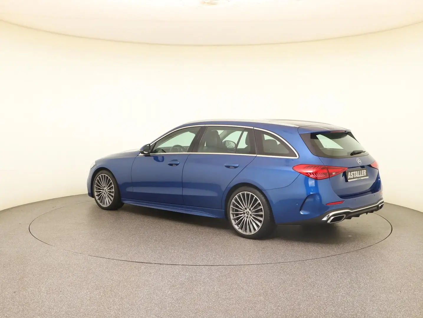 Mercedes-Benz C 300 T 4M AMG Line 2x LED+Distro+Pano+AHK+Stdhz Blau - 2