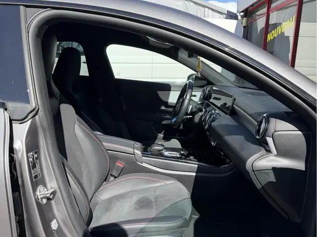 Mercedes-Benz Cla Class view 5