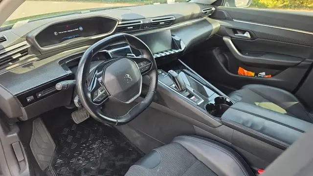 Peugeot 508 view 8