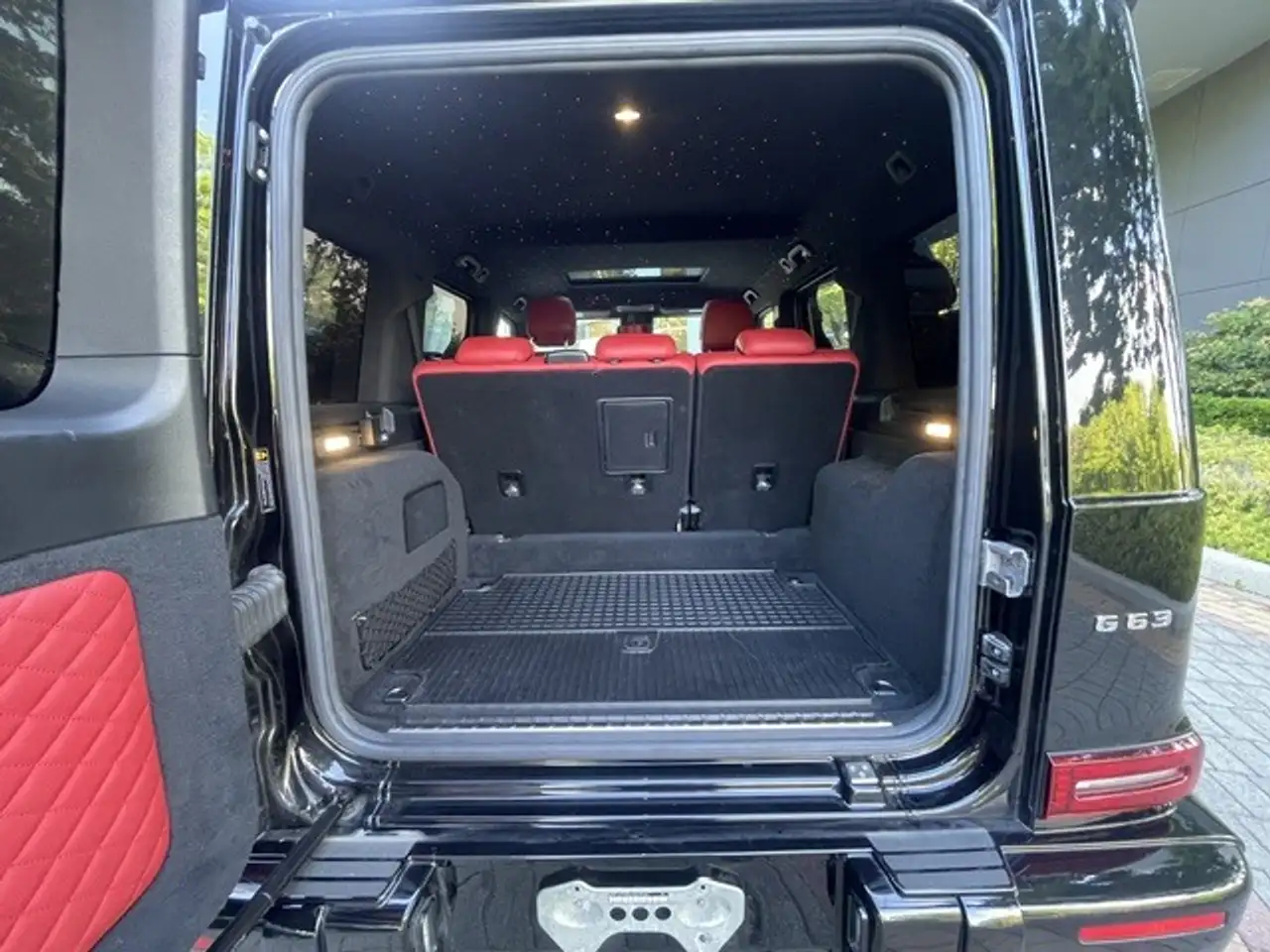 Mercedes-Benz G-Class снимка Mercedes-Benz G-Class