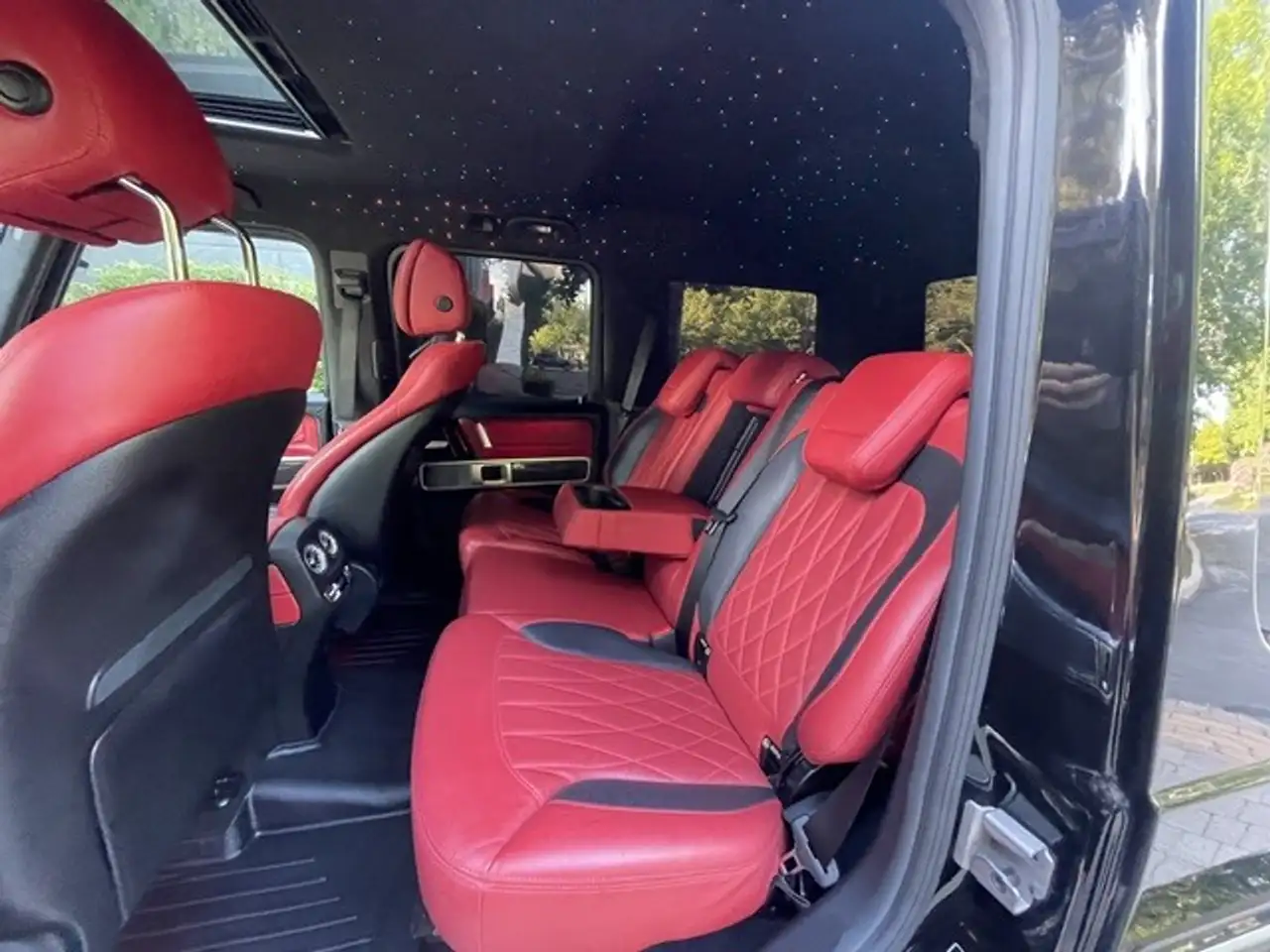 Mercedes-Benz G-Class снимка Mercedes-Benz G-Class