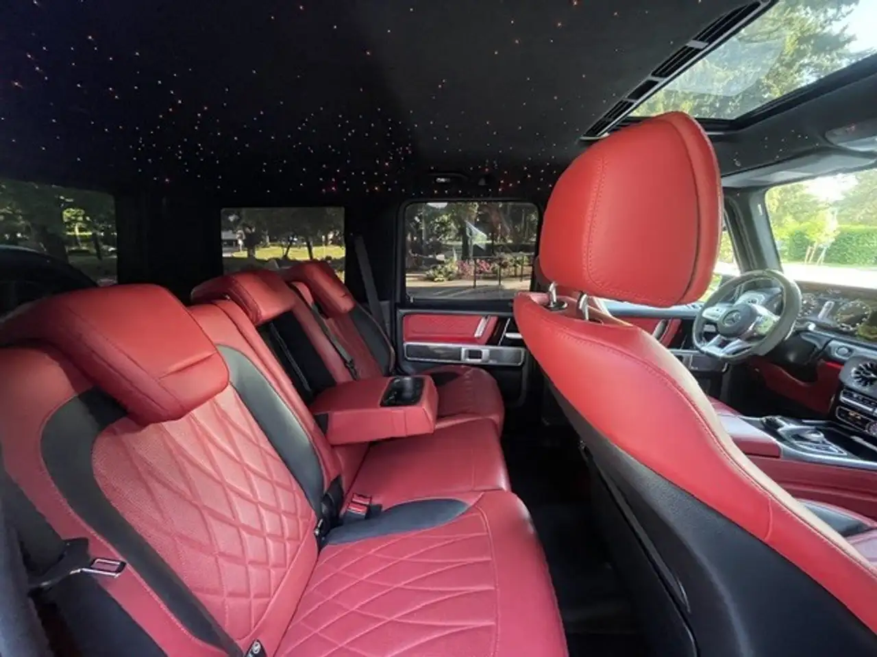 Mercedes-Benz G-Class снимка Mercedes-Benz G-Class