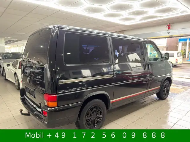 Volkswagen Multivan view 11