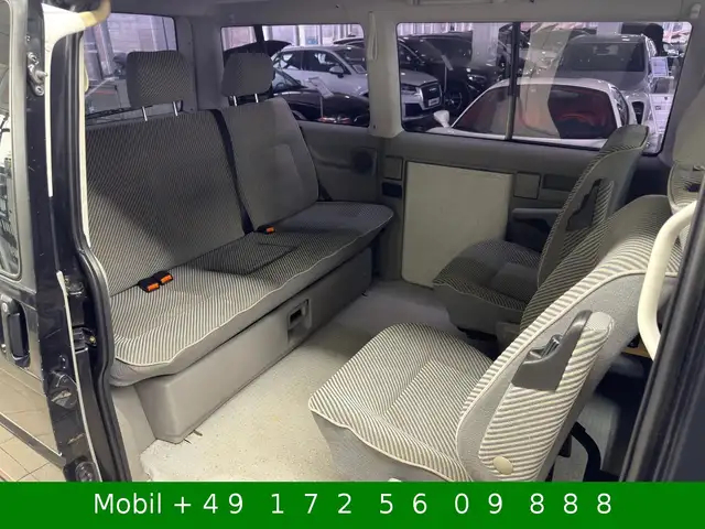 Volkswagen Multivan view 21