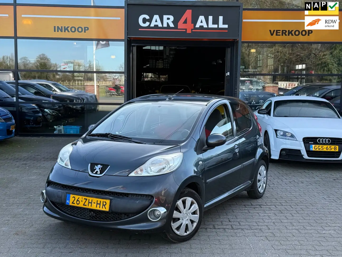 Peugeot 107 1.0-12V XS Urban Move AIRCO/APK 11-02-2027/NETTE A Grau - 1