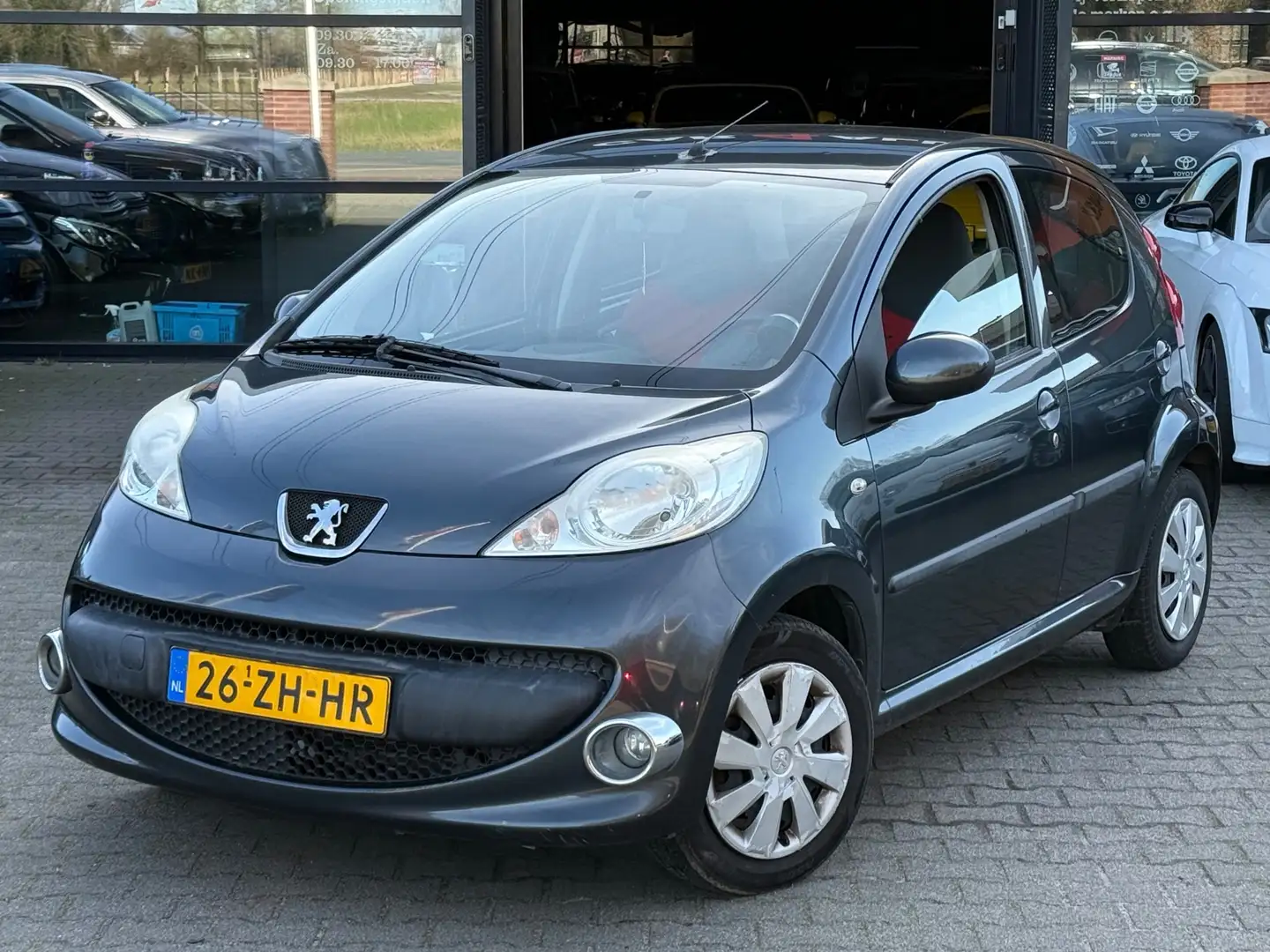 Peugeot 107 1.0-12V XS Urban Move AIRCO/APK 11-02-2027/NETTE A Grau - 2