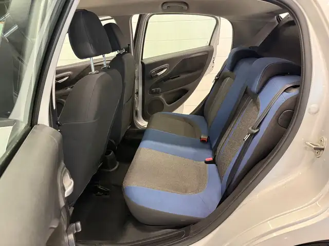 Fiat Punto view 15